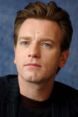 Ewan McGregor Poster 2268807