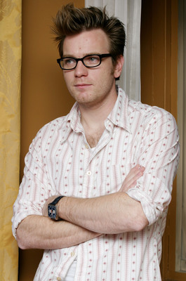 Ewan McGregor Poster 2273504