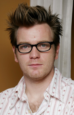 Ewan McGregor Poster 2273506