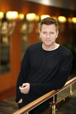 Ewan McGregor Poster 2348781