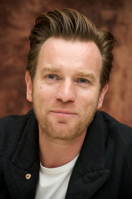 Ewan McGregor Poster 2418994
