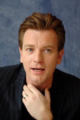 Ewan Mcgregor Poster 2403998
