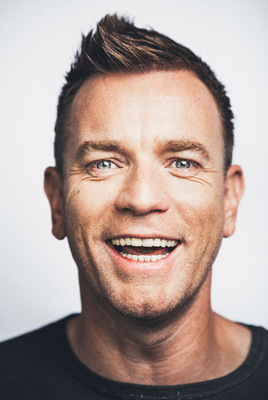 Ewan Mcgregor Poster 3669491