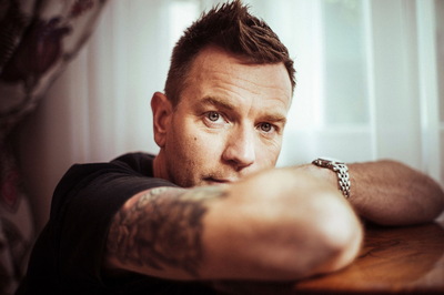 Ewan Mcgregor Poster 3669502