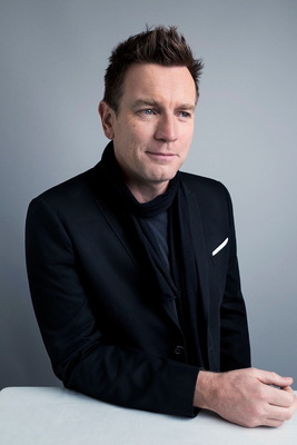Ewan Mcgregor Poster 3669541