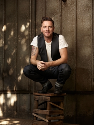 Ewan Mcgregor Poster 3826038
