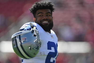 Ezekiel Elliott Poster 3475520