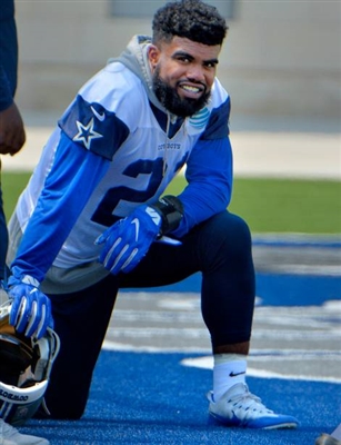 Ezekiel Elliott Poster 3475522