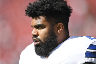 Ezekiel Elliott Poster 3475546