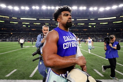 Ezekiel Elliott Poster 3475566