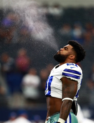 Ezekiel Elliott Poster 3475631