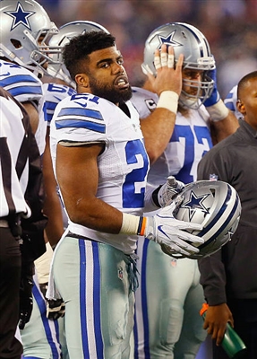 Ezekiel Elliott Poster 3475674