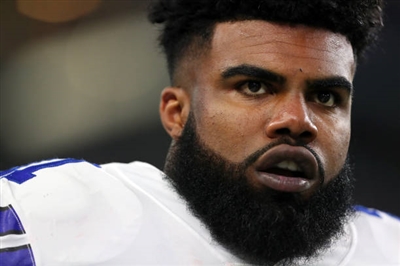 Ezekiel Elliott Poster 3475682