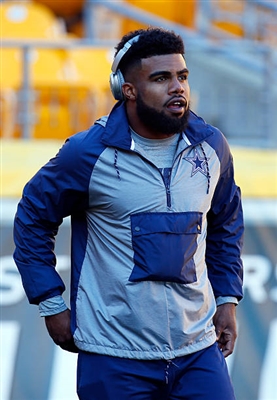 Ezekiel Elliott Poster 3475684