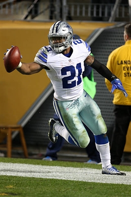 Ezekiel Elliott Poster 3475698