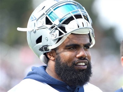 Ezekiel Elliott Poster 3475800