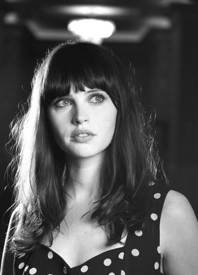 Felicity Jones Poster 2074122