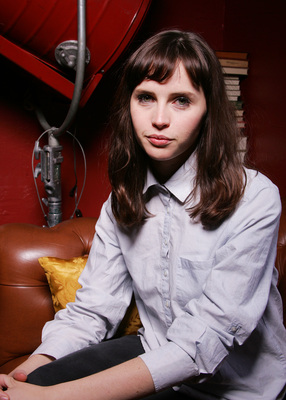 Felicity Jones Poster 2296642