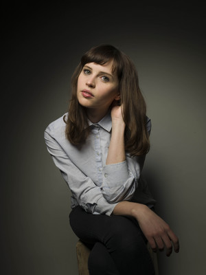 Felicity Jones Poster 2354699