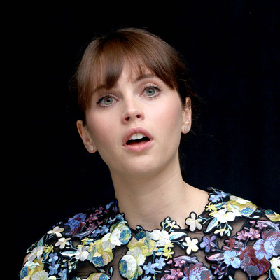Felicity Jones Poster 2465667