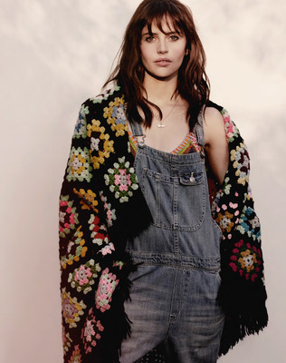 Felicity Jones Poster 2475143