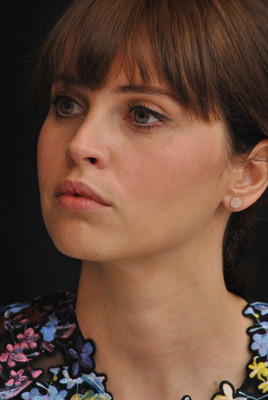 Felicity Jones Poster 2486958