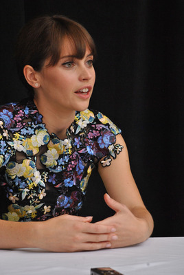 Felicity Jones Poster 2486961