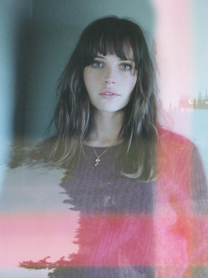 Felicity Jones Poster 2627579