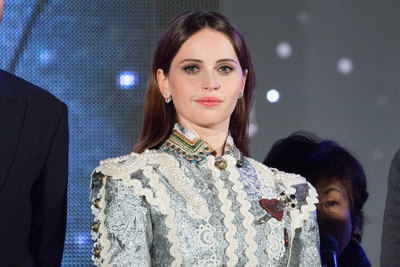 Felicity Jones Poster 2848087