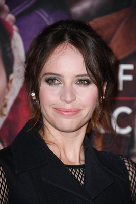 Felicity Jones Poster 3732020