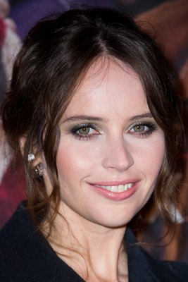 Felicity Jones Poster 3732111