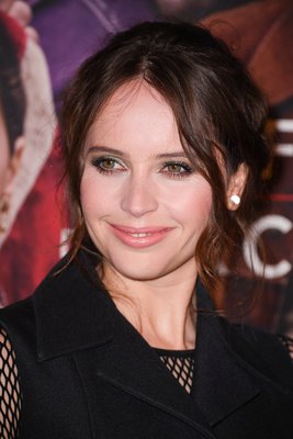 Felicity Jones Poster 3732139