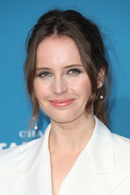 Felicity Jones Poster 3732165