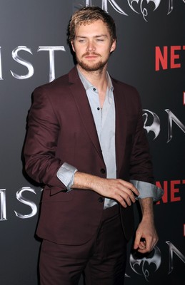 Finn Jones Poster 2696908