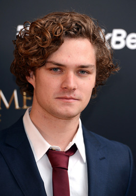 Finn Jones Poster 2696910