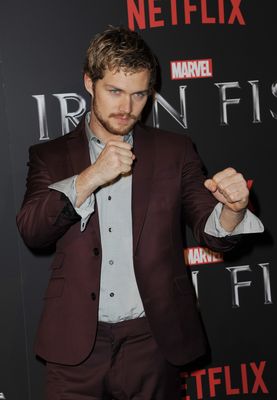 Finn Jones Poster 2984791