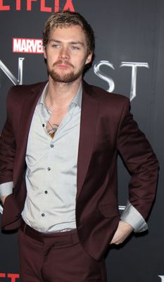 Finn Jones Poster 2984794