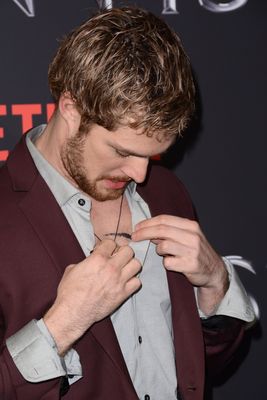 Finn Jones Poster 2984822