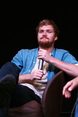 Finn Jones Poster 2984867