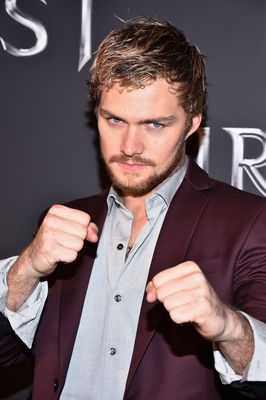 Finn Jones Poster 2984902