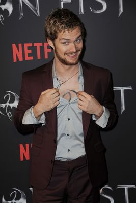 Finn Jones Poster 2984909