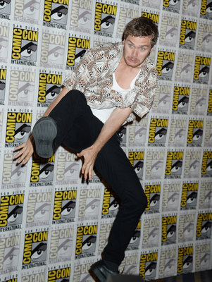 Finn Jones Poster 2984948