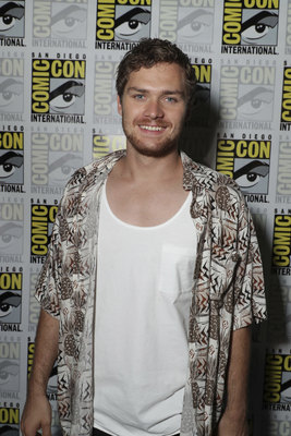 Finn Jones Poster 2984955