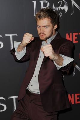 Finn Jones Poster 2984960