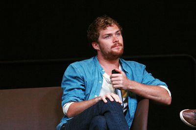 Finn Jones Poster 2984961
