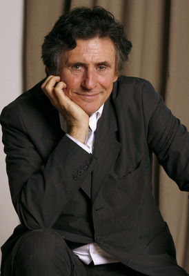 Gabriel Byrne Poster 2203723