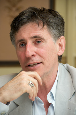 Gabriel Byrne Poster 2424506