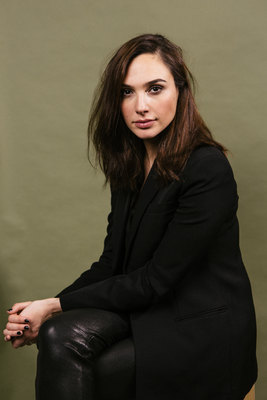 Gal Gadot Poster 2736515