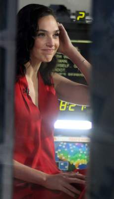 Gal Gadot Poster 2861494