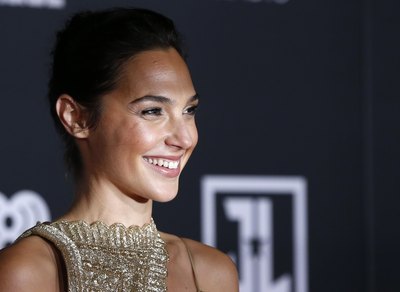 Gal Gadot Poster 2861547